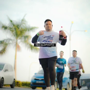 Runner Photo 7861809