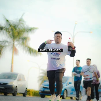 Runner Photo 7861813