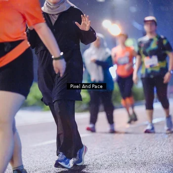Runner Photo 7861829
