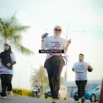 Runner Photo 7861857
