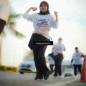 Runner Photo 7861876