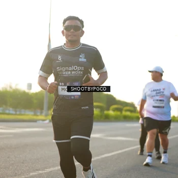 Runner Photo 7861921