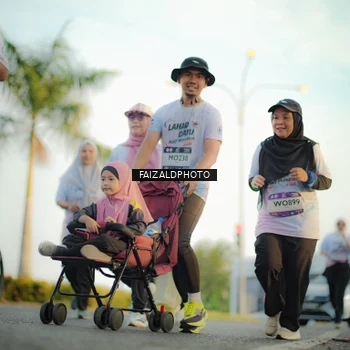 Runner Photo 7861924
