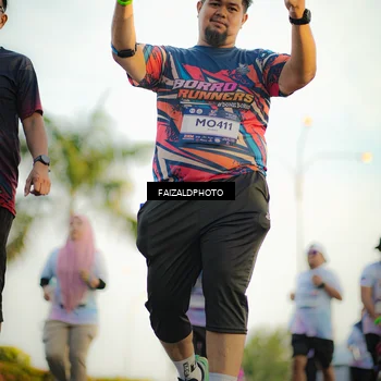 Runner Photo 7861951