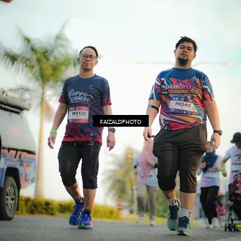 Runner Photo 7862024