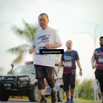 Runner Photo 7862032
