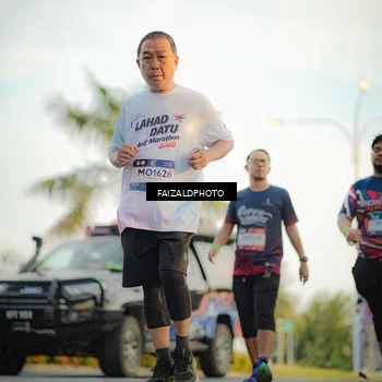 Runner Photo 7862043