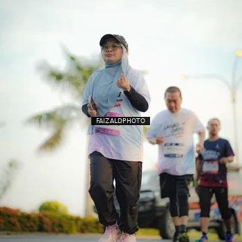 Runner Photo 7862052