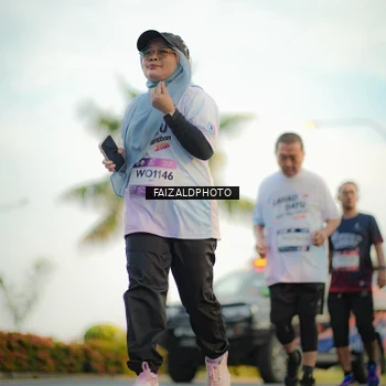 Runner Photo 7862056