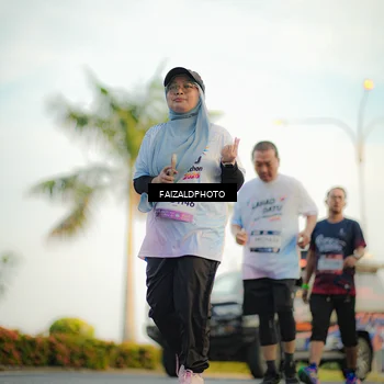 Runner Photo 7862062