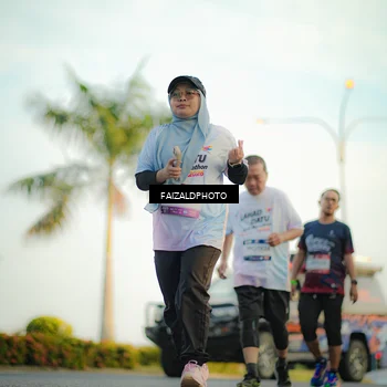 Runner Photo 7862066
