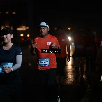 Runner Photo 7862175
