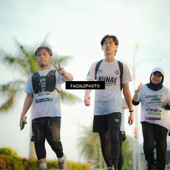 Runner Photo 7862474