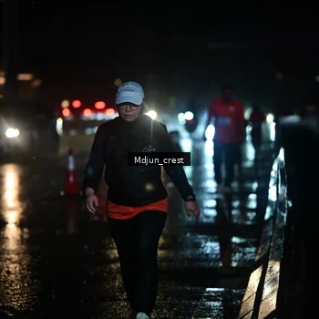 Runner Photo 7862570