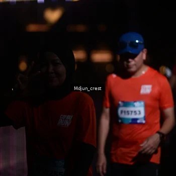 Runner Photo 7862673