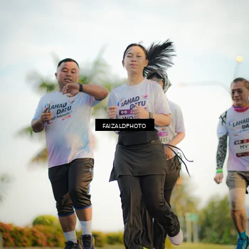 Runner Photo 7862704