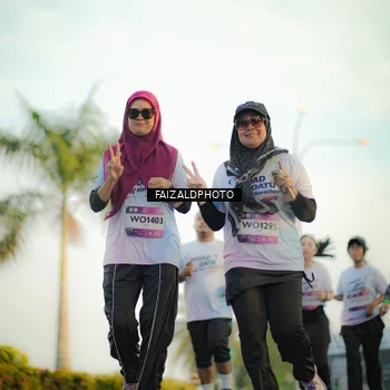 Runner Photo 7862745