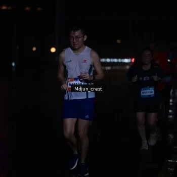 Runner Photo 7862749