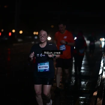 Runner Photo 7862785