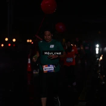Runner Photo 7862975