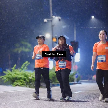 Runner Photo 7863038