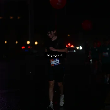 Runner Photo 7863040