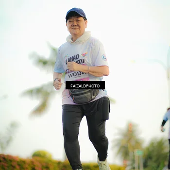 Runner Photo 7863084