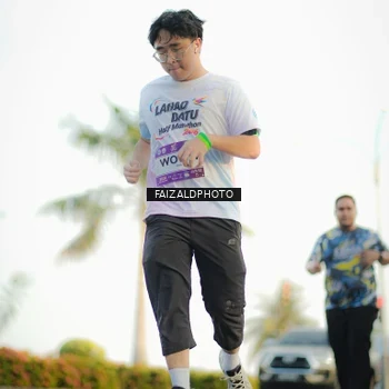 Runner Photo 7863098