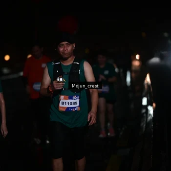 Runner Photo 7863102