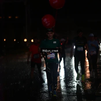 Runner Photo 7863132