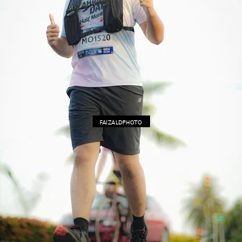 Runner Photo 7863136