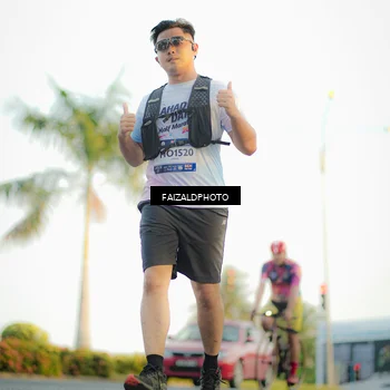 Runner Photo 7863153