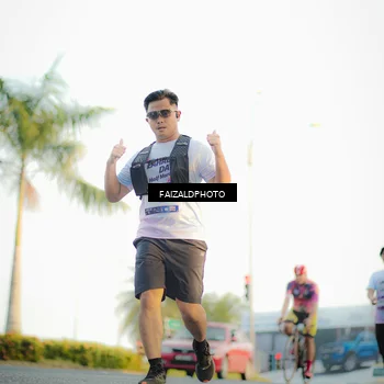 Runner Photo 7863162