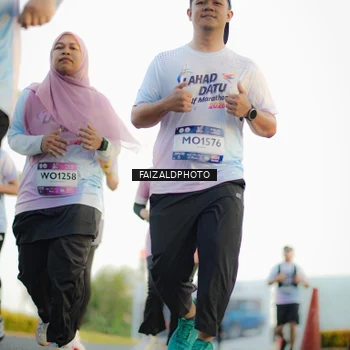 Runner Photo 7863196