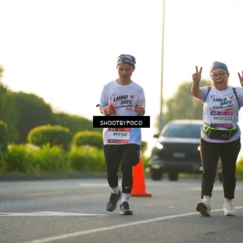 Runner Photo 7863306