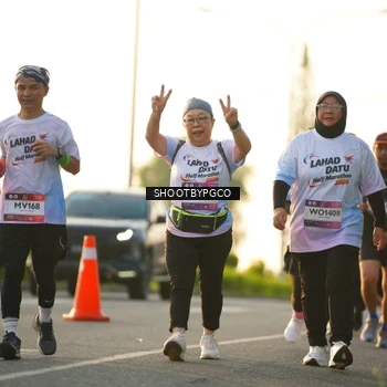 Runner Photo 7863328
