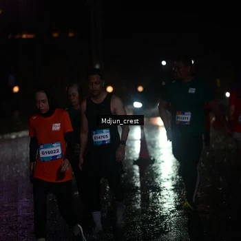 Runner Photo 7863351