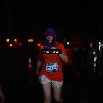 Runner Photo 7863359