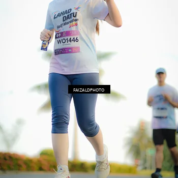 Runner Photo 7863360