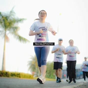 Runner Photo 7863372
