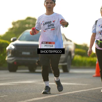 Runner Photo 7863382