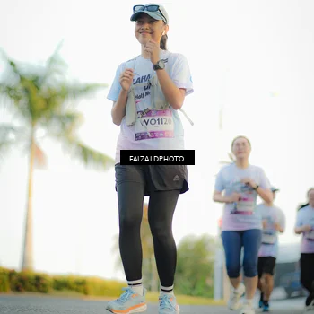 Runner Photo 7863392