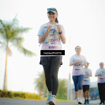 Runner Photo 7863400