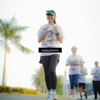 Runner Photo 7863411