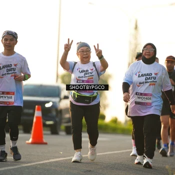 Runner Photo 7863418