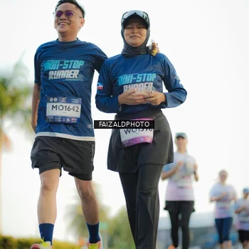 Runner Photo 7863429