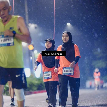 Runner Photo 7863433