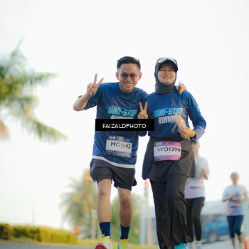 Runner Photo 7863448