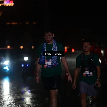 Runner Photo 7863474