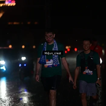 Runner Photo 7863476